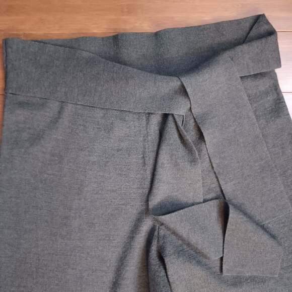 Anthropologie Dark Gray Cropped Pants - Picture 7 of 13